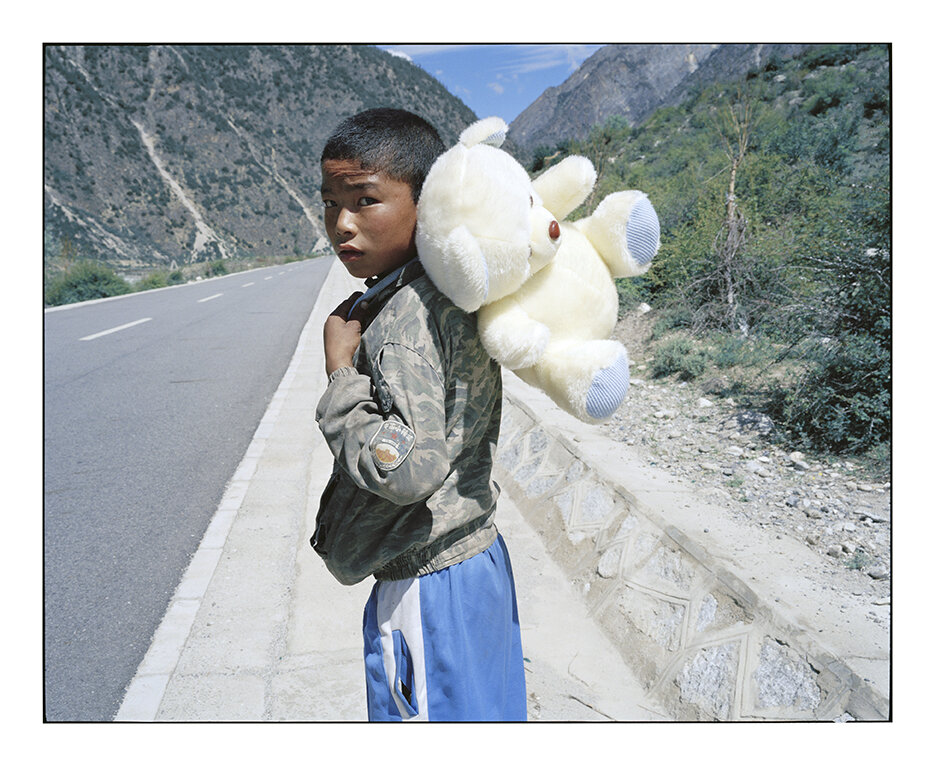  Luo-Dan-Série-China-Route-318-Xian-de-Bomi-Tibet.-2006.Avec-l'autorisation-de-l'artiste 