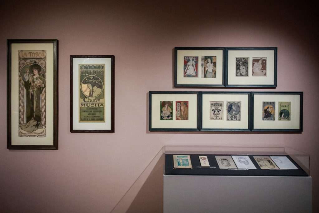  Mucha-Exhibition-view-posters 